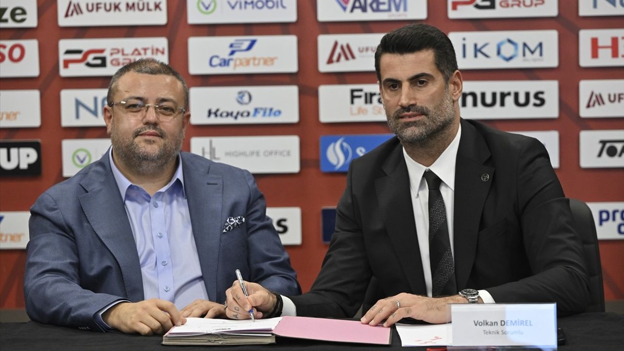 Volkan Demirel Gençlerbirliği'nde: İmza Töreni, Doğum Günü Kutlaması ve İlk İdman