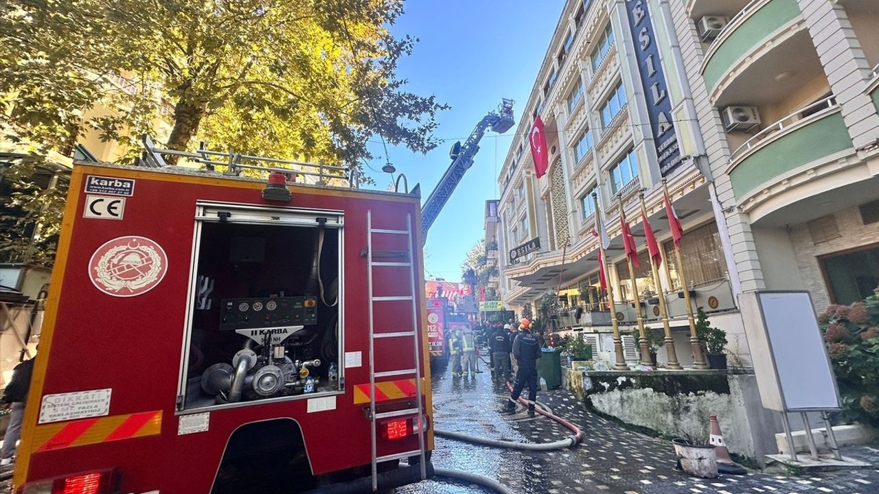 Yalova Termal'de 5 Katlı Otelde Yangın Söndürüldü