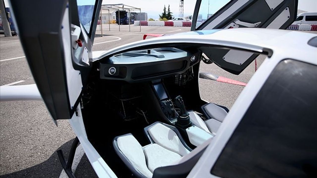 Yerli Uçan Araba AirCar Ön Siparişe Açıldı — 2027'de 100 Adet Teslimat