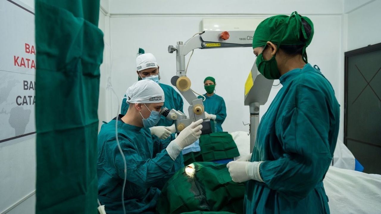 Yeryüzü Doktorları: 'İyiliğe Bu Gözle Bakın' ile 39 Bin Katarakt Ameliyatı
