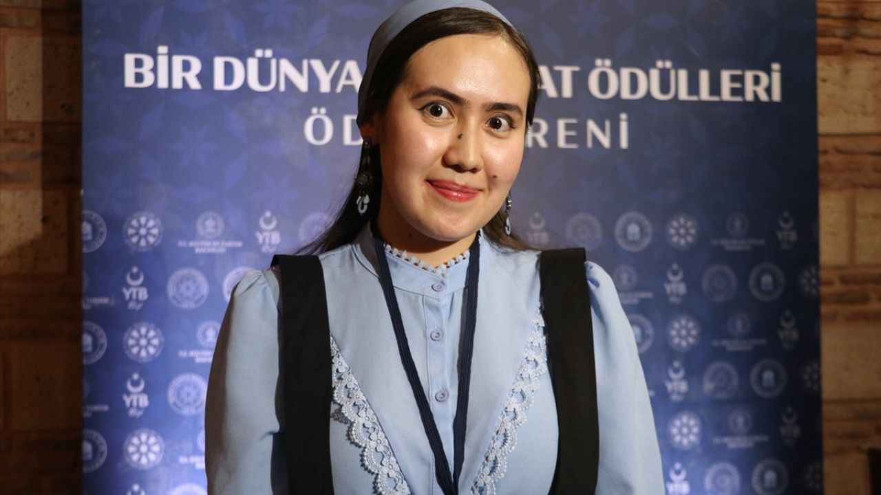 YTB "Bir Dünya Edebiyat Ödülleri" Bursa'da sahibini buldu