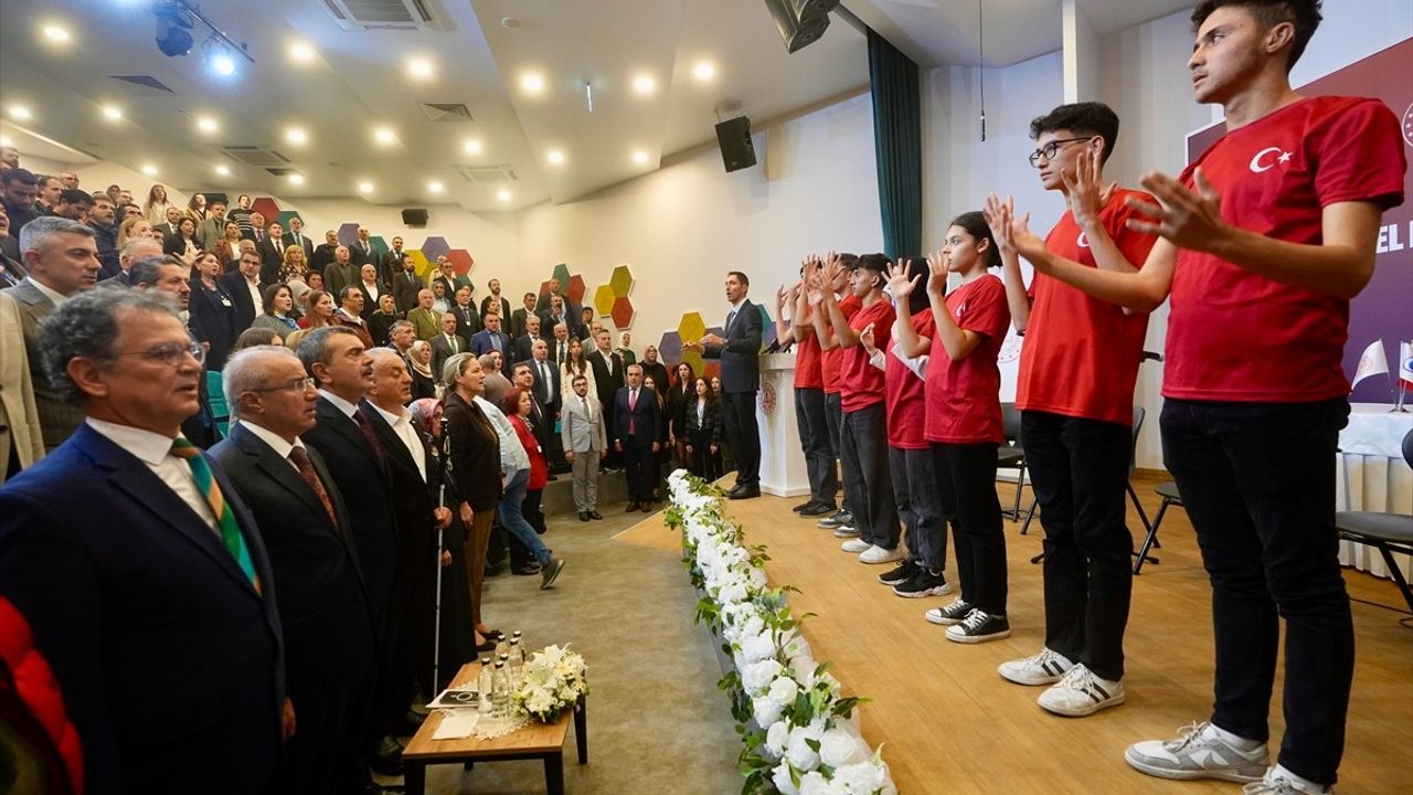 Yusuf Tekin: 724 Bin Öğrenciye Özel Eğitim — Protokol İmzalandı