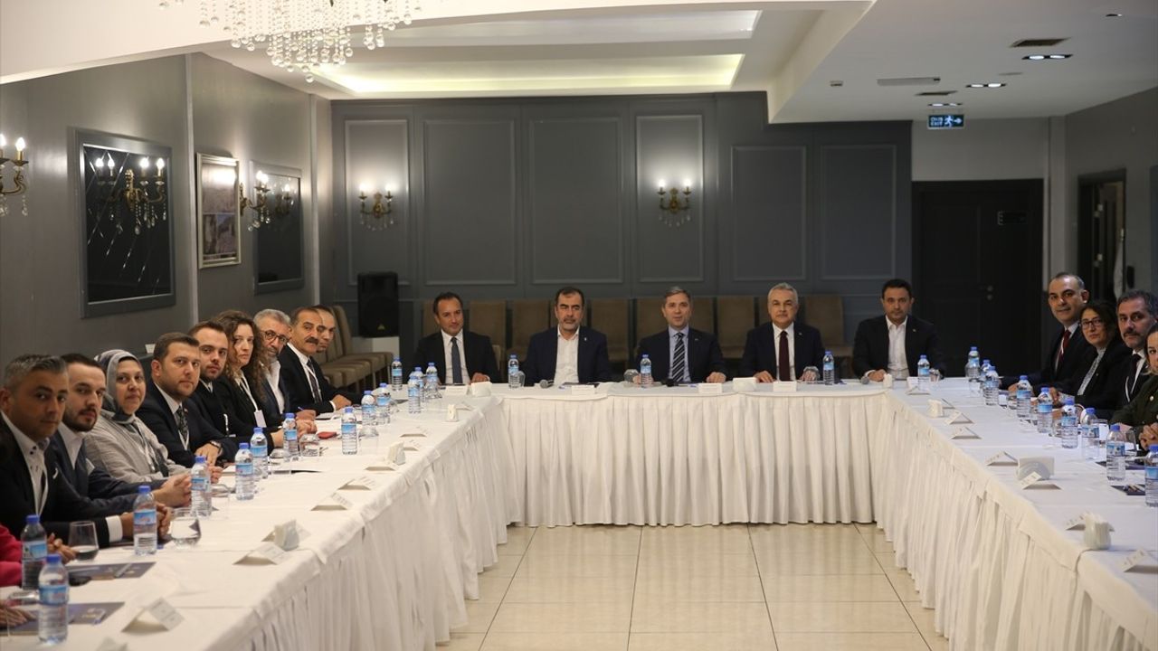 Zafer Sırakaya: Savunma Sanayisiyle 'İstikbal göklerdedir' Gerçekleşiyor