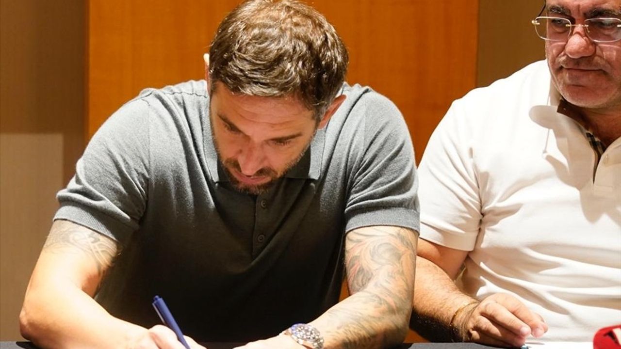 Zecorner Kayserispor, Radomir Djalovic ile resmen imzaladı