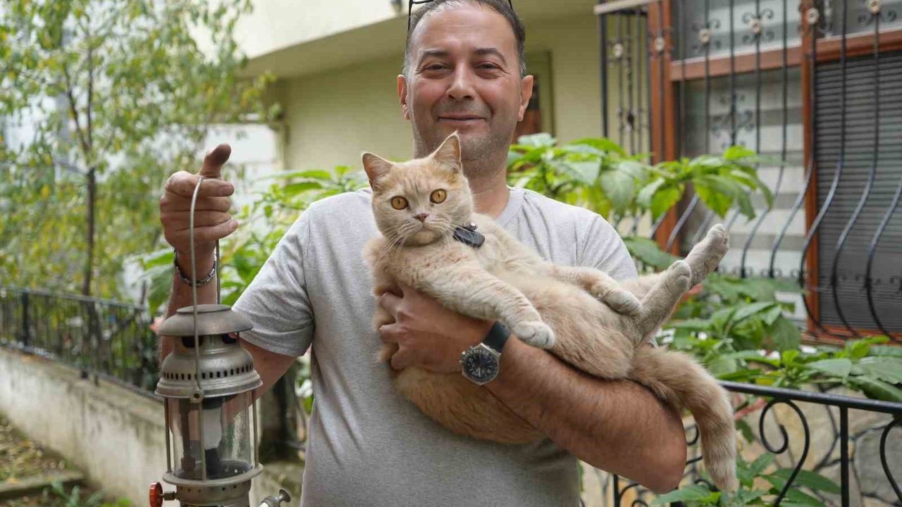10 Metrekarelik 'Ocakhane' Türkiye'ye Ulaşıyor — Ender Samsa'nın Antika ve Metal Atölyesi