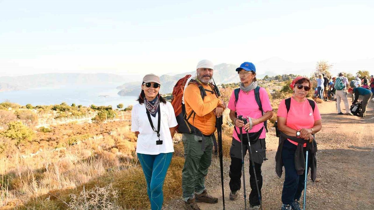 128 Doğasever Marmaris’te Karia Yolu’nu Yürüdü (1-…