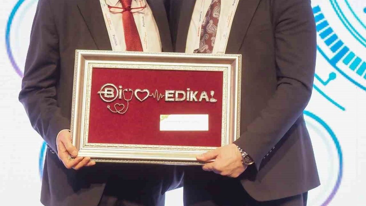 2. Ulusal Biyomedikal Kongresi Marmaris'te — Rektör Hacımüftüoğlu Başkanlığında Sektör Zirvesi