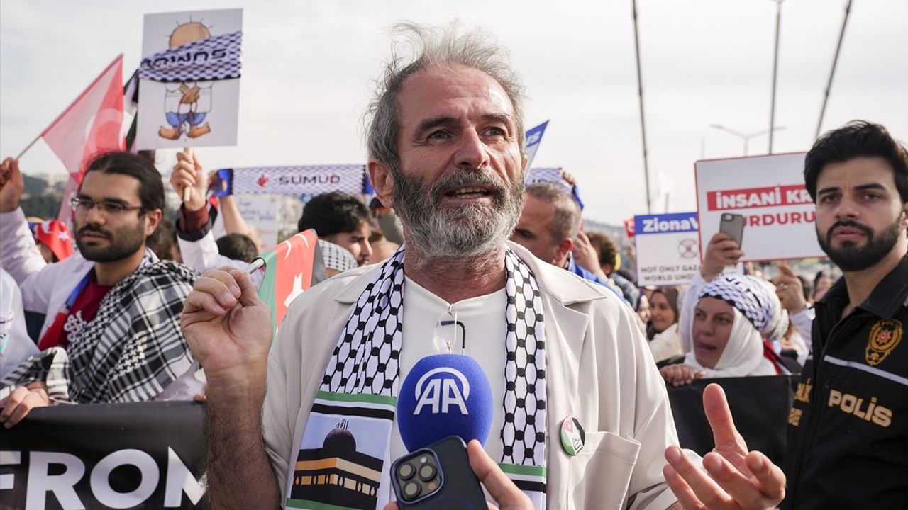 47. İstanbul Maratonu'nda Renkli Halk Koşusu — İş Bankası Desteği