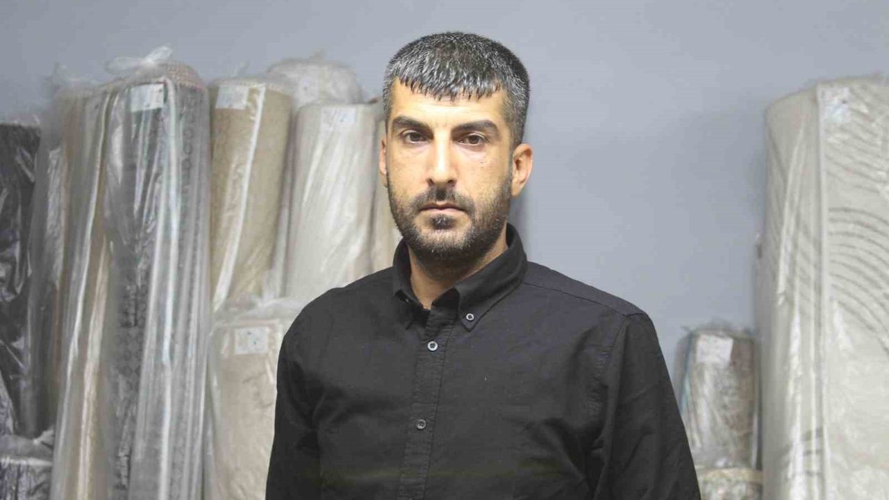 Adana'da Halıdan 650 Bin TL Değerinde Altın Çıktı: Dürüst Çalışandan Örnek Davranış