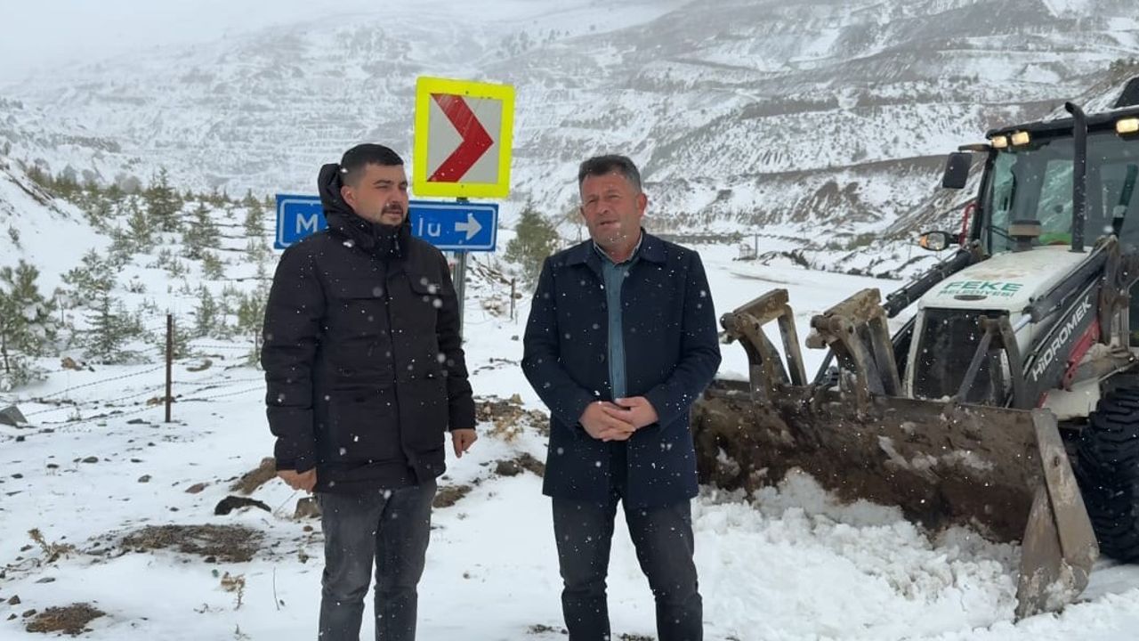 Adana Feke'de Yoğun Kar Yağışı: Yollar Kapandı, Ekipler Seferber