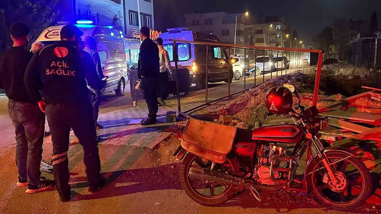 Adıyaman'da İki Motosiklet Çarpıştı: 2 Yaralı