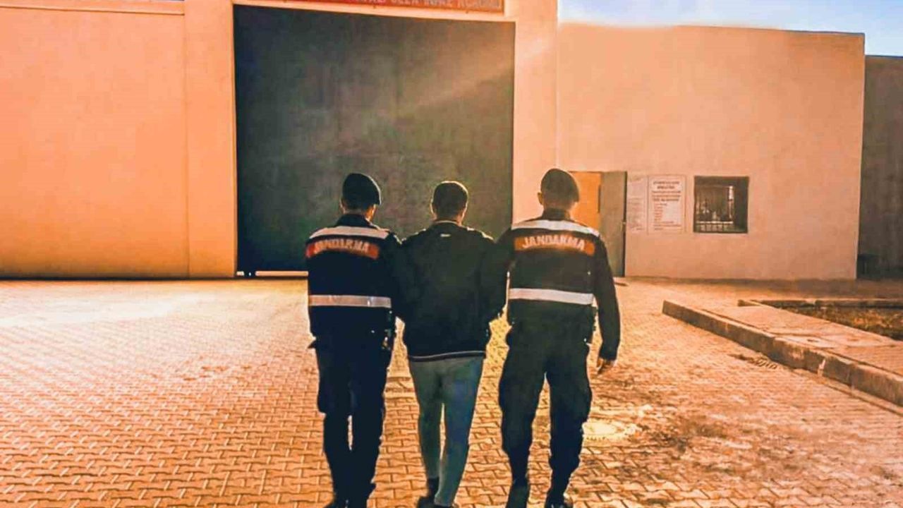 Adıyaman'da Jandarma Operasyonuyla Aranan 3 Şahıs Yakalandı