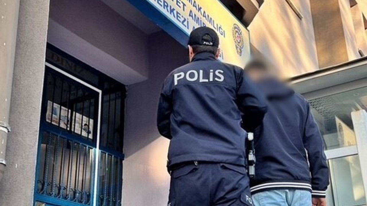 Afyonkarahisar’da 10 Yıl Hapisle Aranan C.P.K. Sinanpaşa’da Yakalandı