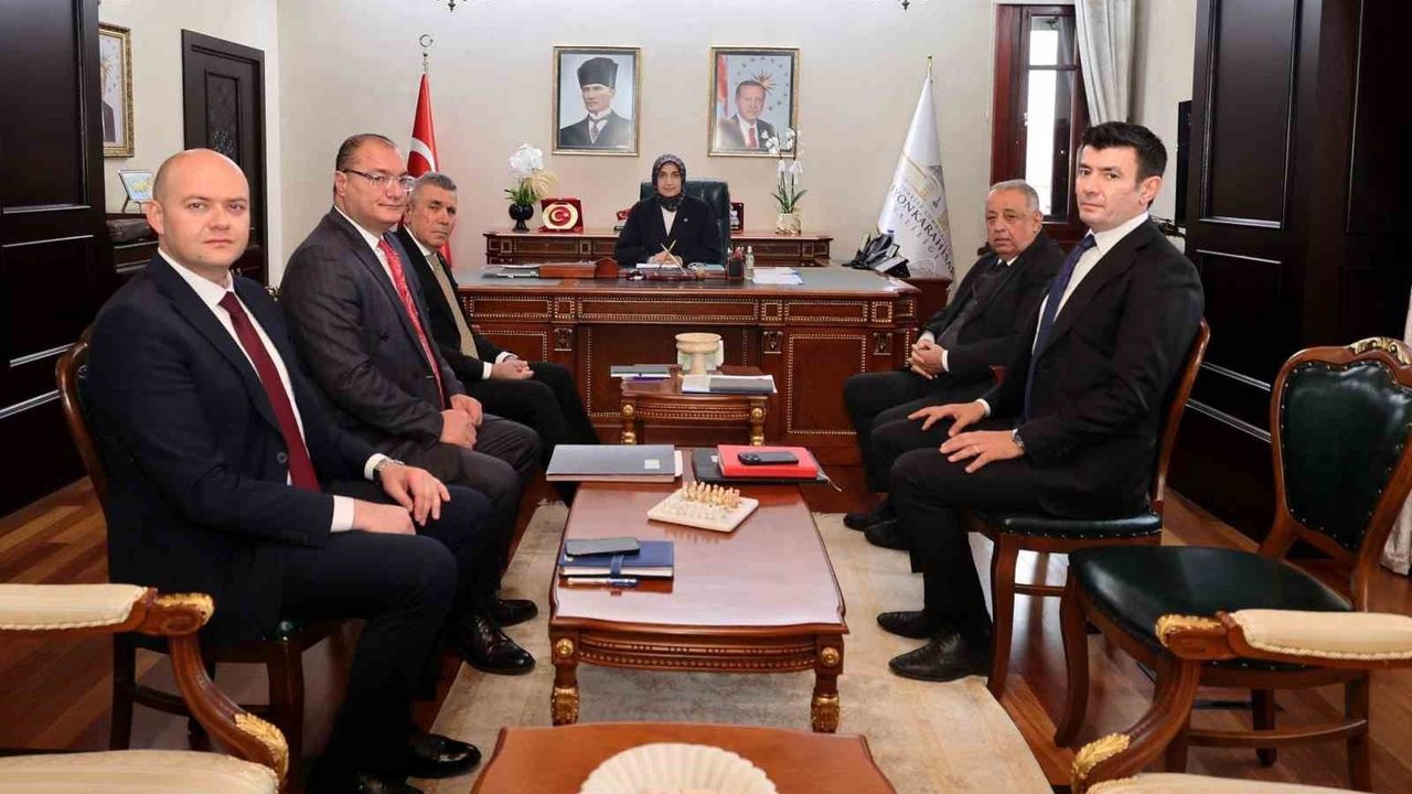 Afyonkarahisar'da Kamu Hizmetleri İçin Haftalık Değerlendirme Toplantısı