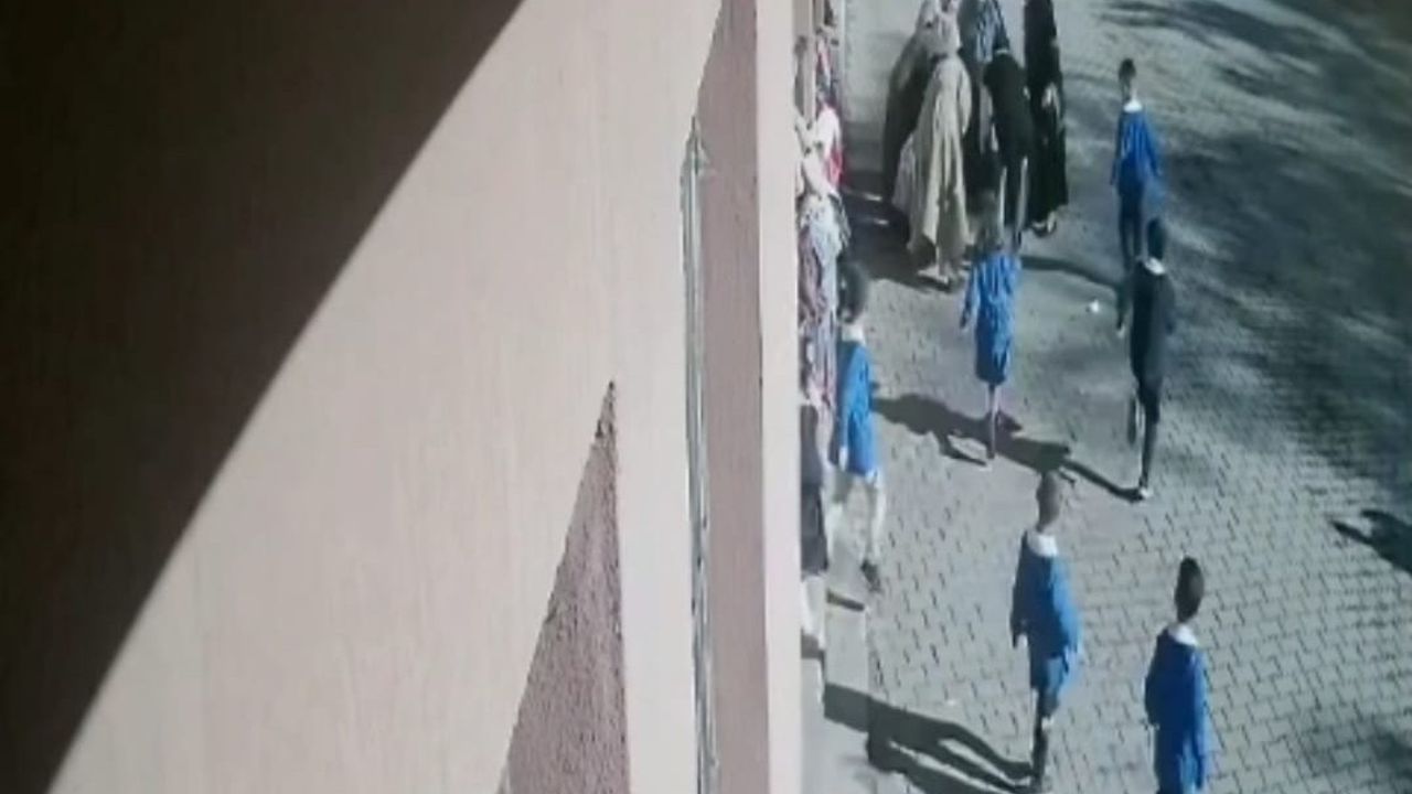 Ağrı'da Öğretmenlerin Heimlich Müdahalesiyle 3 Yaşındaki Çocuk Kurtarıldı