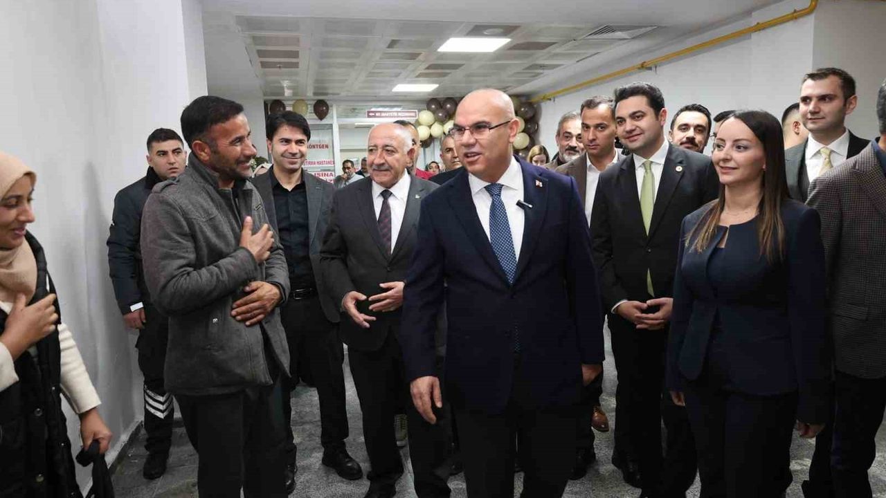 Ağrı Eğitim ve Araştırma Hastanesi'ne İkinci MR: Randevu 25 Günden 6-7 Güne İniyor