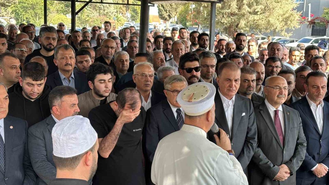 AK Parti Sözcüsü Ömer Çelik'in dayısı Hasan Öztopal vefat etti