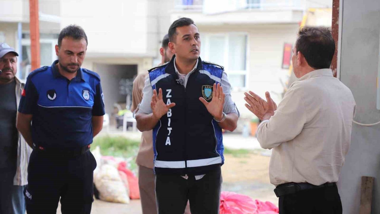 Aksu'da Sağlıksız Şartlarda Patates Dilimleyen İşletme Mühürlendi