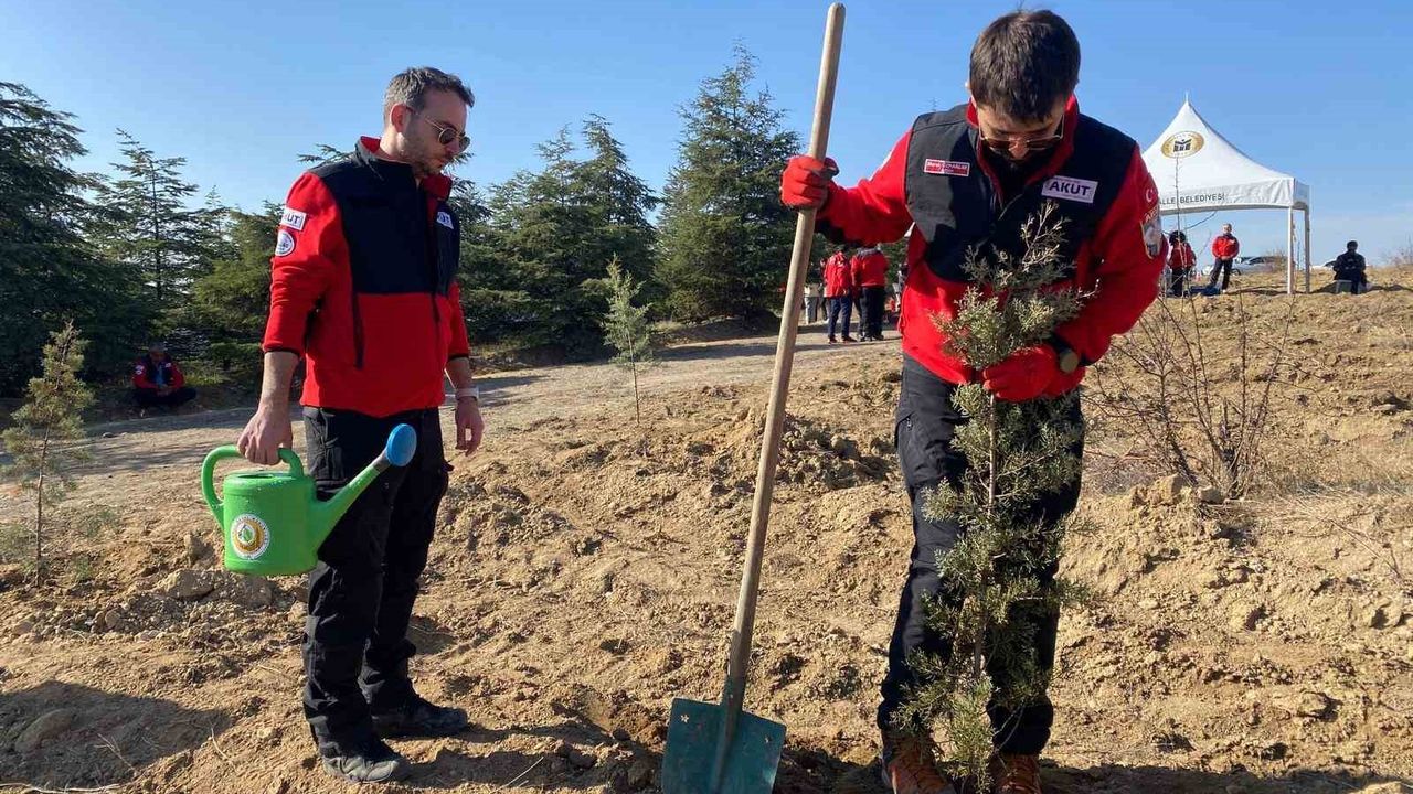 AKUT Şehitleri İçin Ankara'da 3 Hatıra Ormanı