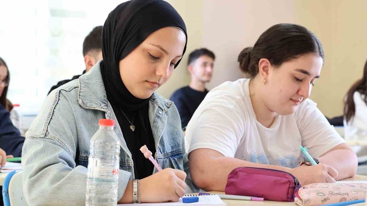 Alanya ATABEM'de Hedef: LGS ve YKS'de Türkiye Birinciliği