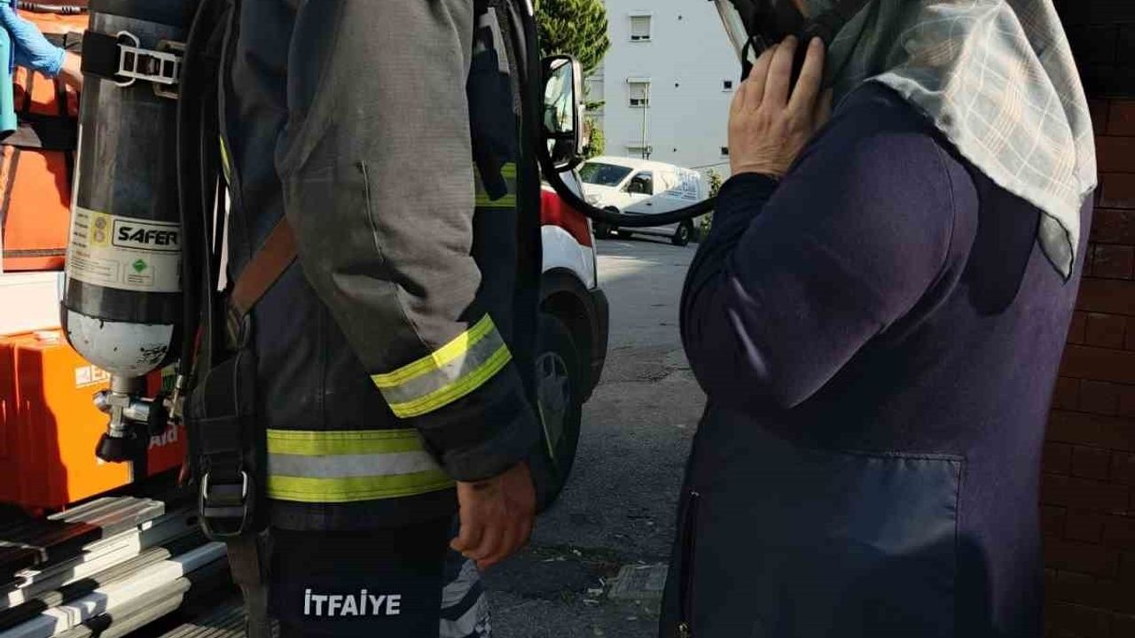 Alanya'da 5 Katlı Binada Yangın: Cikcilli'de Yatak Odası Kullanılamaz Oldu