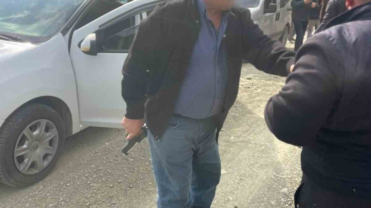 Alanya'da silahlı ve bıçaklı kavga: 2 yaralı