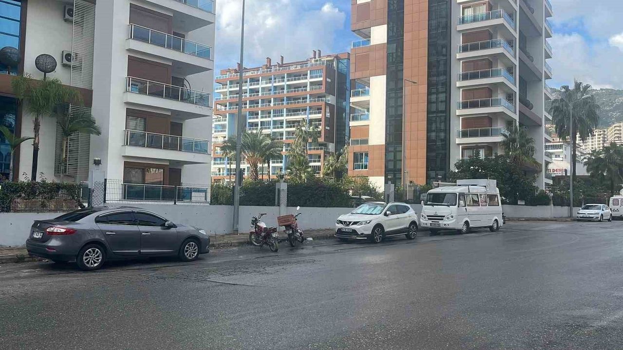 Alanya'da Ukraynalı Kadına Saldırı: Yüzünde Derin Çizik, Saldırgan Kaçtı