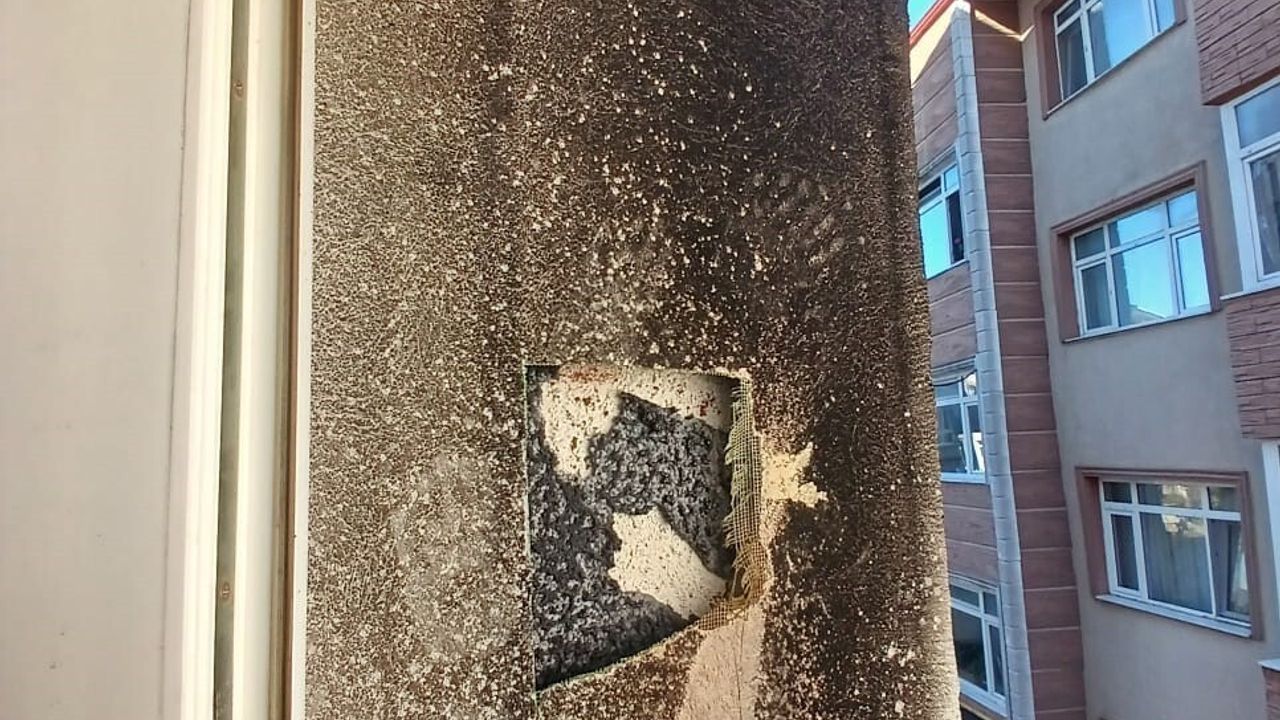 Alaplı'da Pelet Soba Külü Yangını: Balkon ve Salon Zarar Gördü