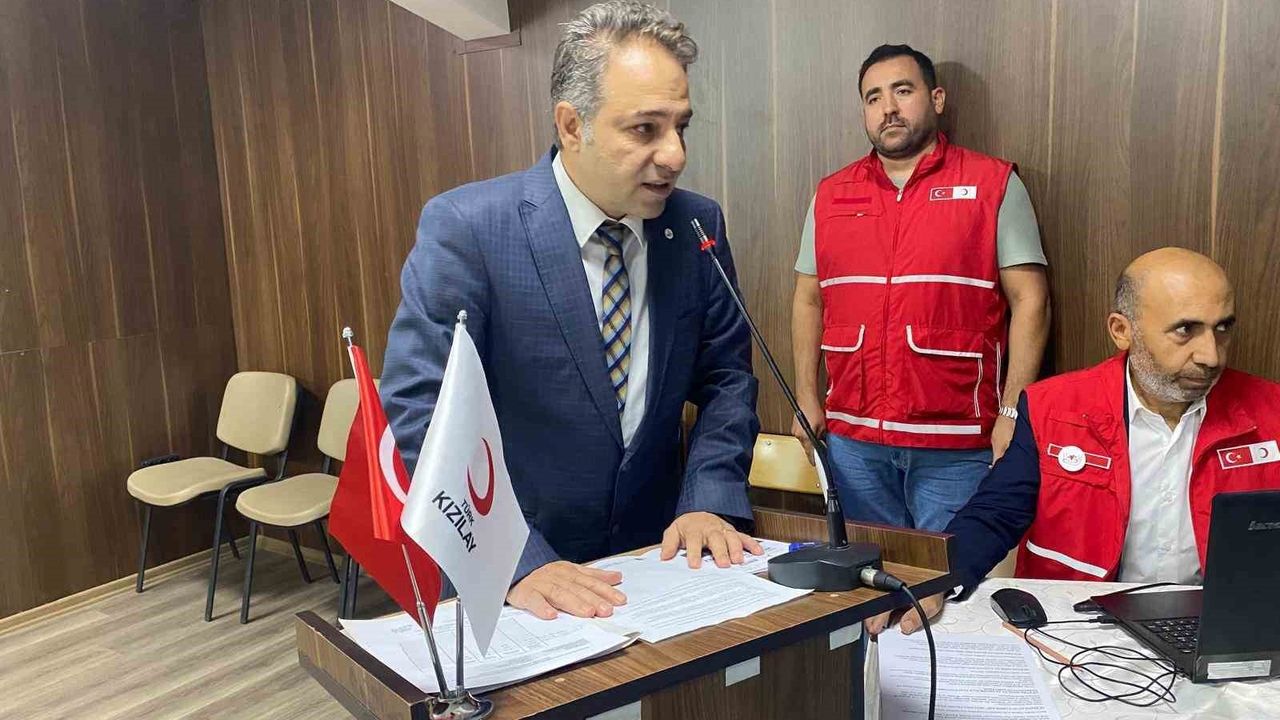 Alaşehir'de Kızılay Haftası Etkinliği — Öğrenciler Ödüllendirildi