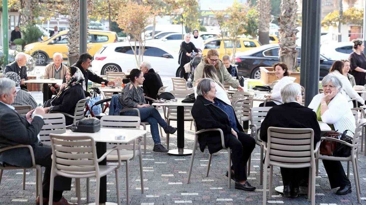 ALBEST Meydan Kafe İlk Ayında 37 Bin Ziyaretçi Ağırladı