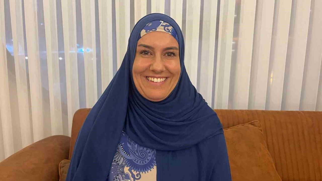 Alman Jessica Gödel Müslüman Oldu ve Alanya'ya Yerleşti