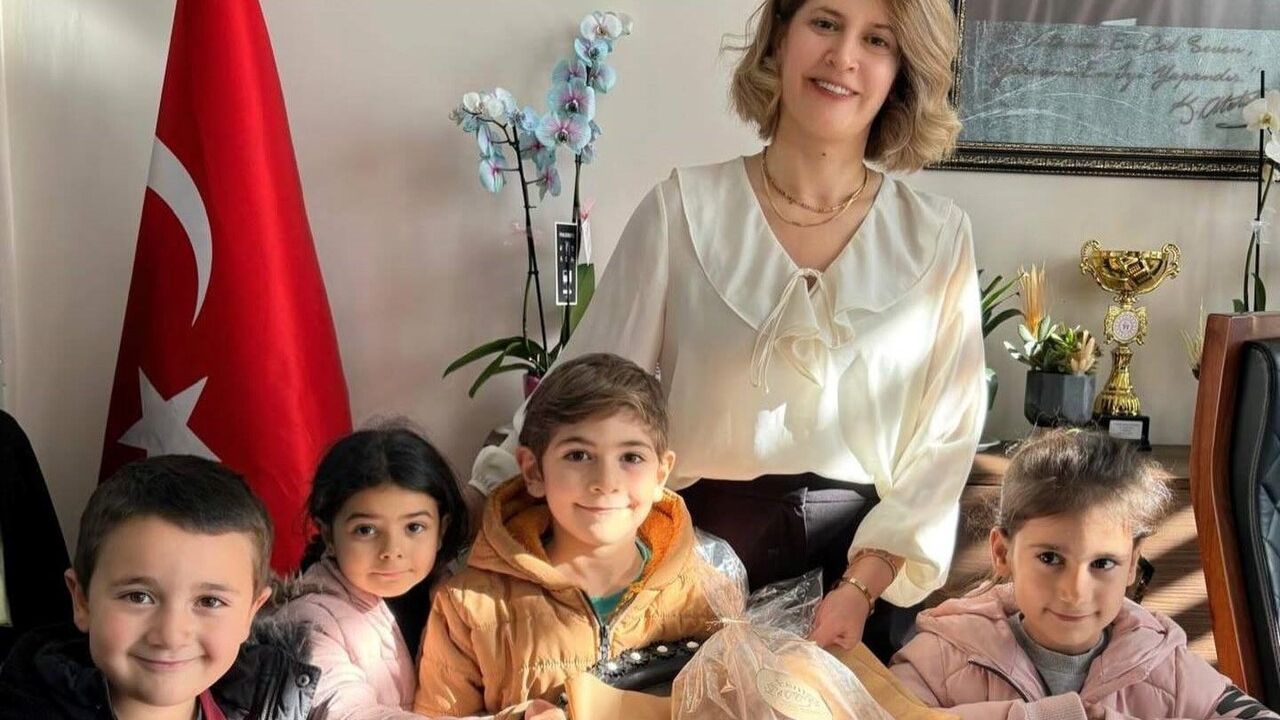Altıntaş Anaokulu’ndan Tuba Sinan’a Sıcak Ekmek Sürprizi — Kütahya’da Aile-Okul İşbirliği