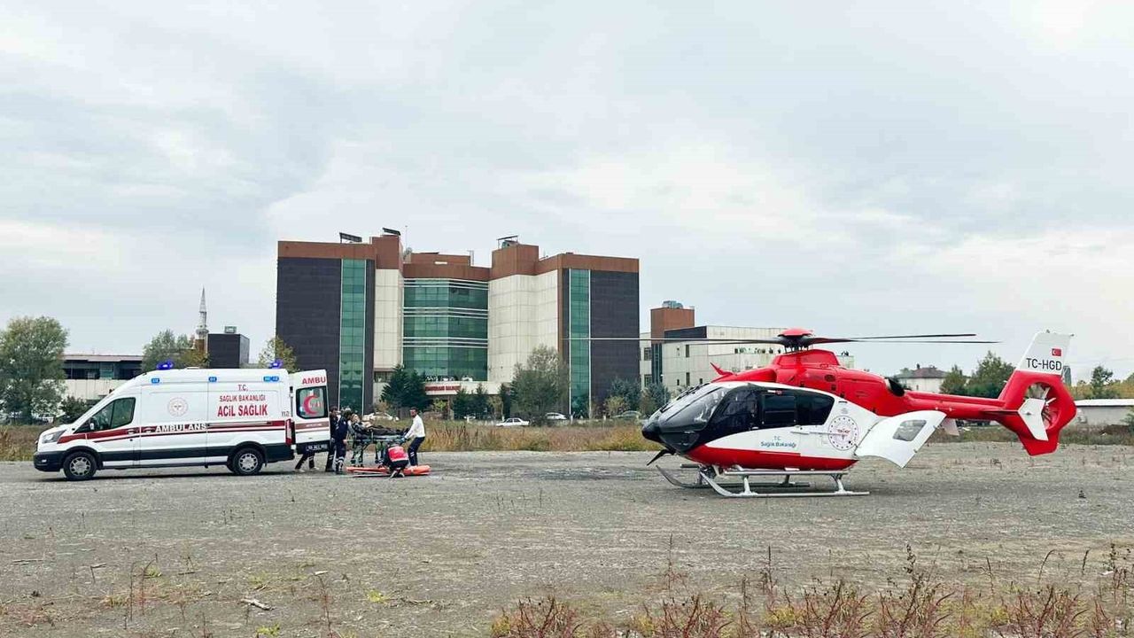 Ambulans Helikopter Terme'de Kalp Pili Gerektiren Hastayı Hızla Ulaştırdı