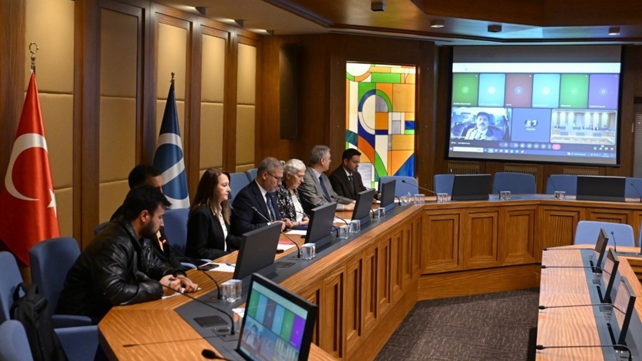 Anadolu Üniversitesi ile AIOA, Akademik İş Birliği İçin MoU İmzaladı