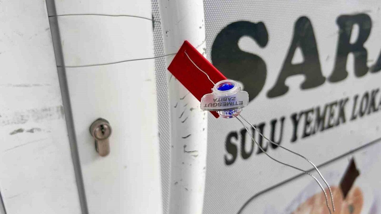 Ankara'da 154 İşçi Gıda Zehirlenmesi Şüphesiyle Hastaneye Kaldırıldı, Firma Mühürlendi