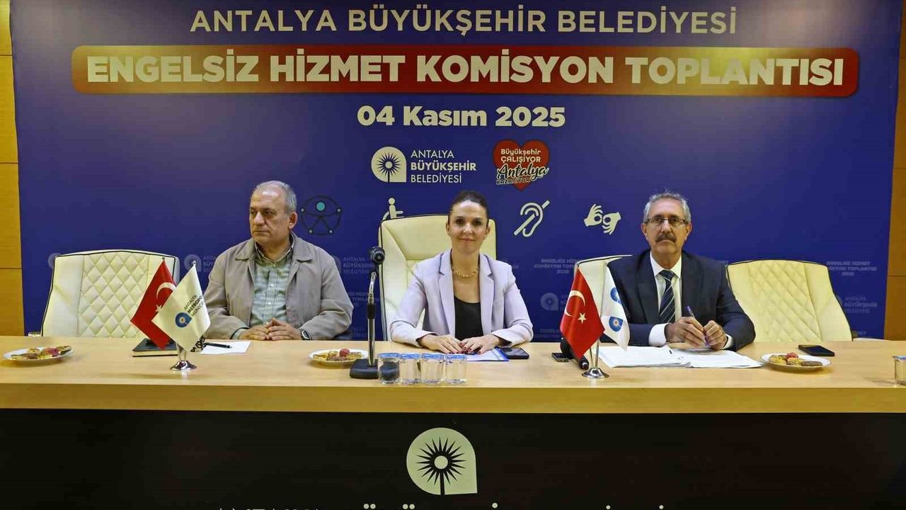 Antalya Büyükşehir, 2025'in İlk 10 Ayında 1710 Engelsiz Ulaşım Hizmeti Verdi
