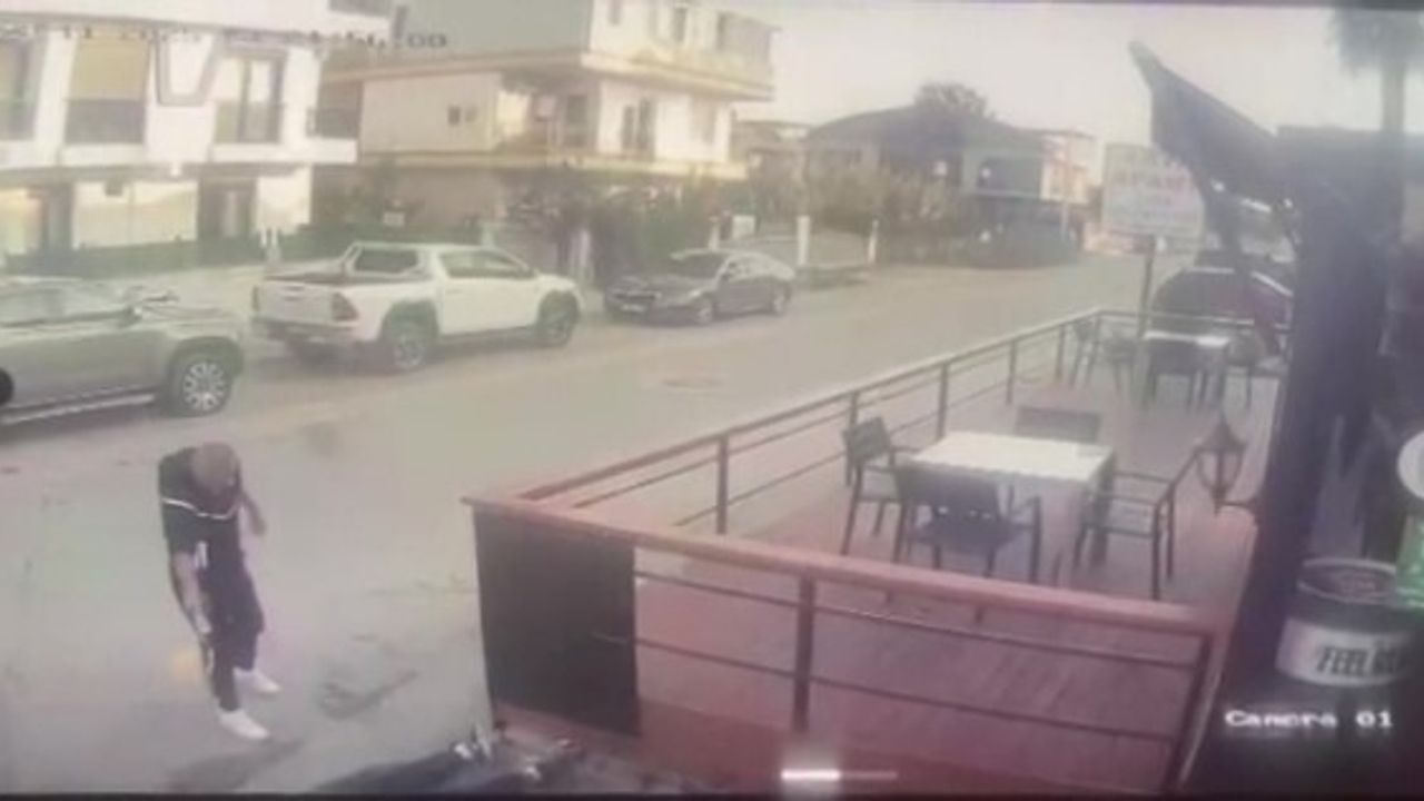 Antalya'da Kuzenini Öldüren Zanlının Güvenlik Kamerası Görüntüleri Ortaya Çıktı