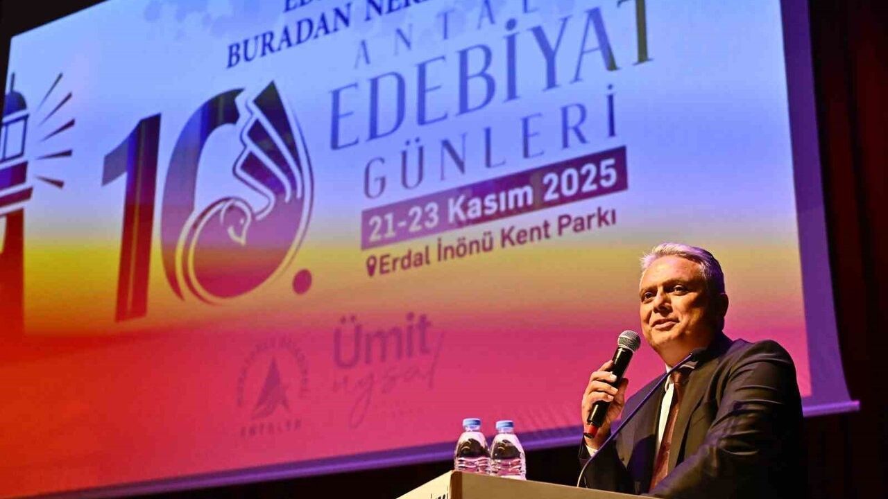 Antalya Edebiyat Günleri'nde Öykü ve Şiirde Ödül Töreni