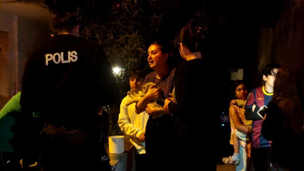 Antalya Kepez’te Ev Yangını: 2 Kedi Telef Oldu, Kundaklama İddiası