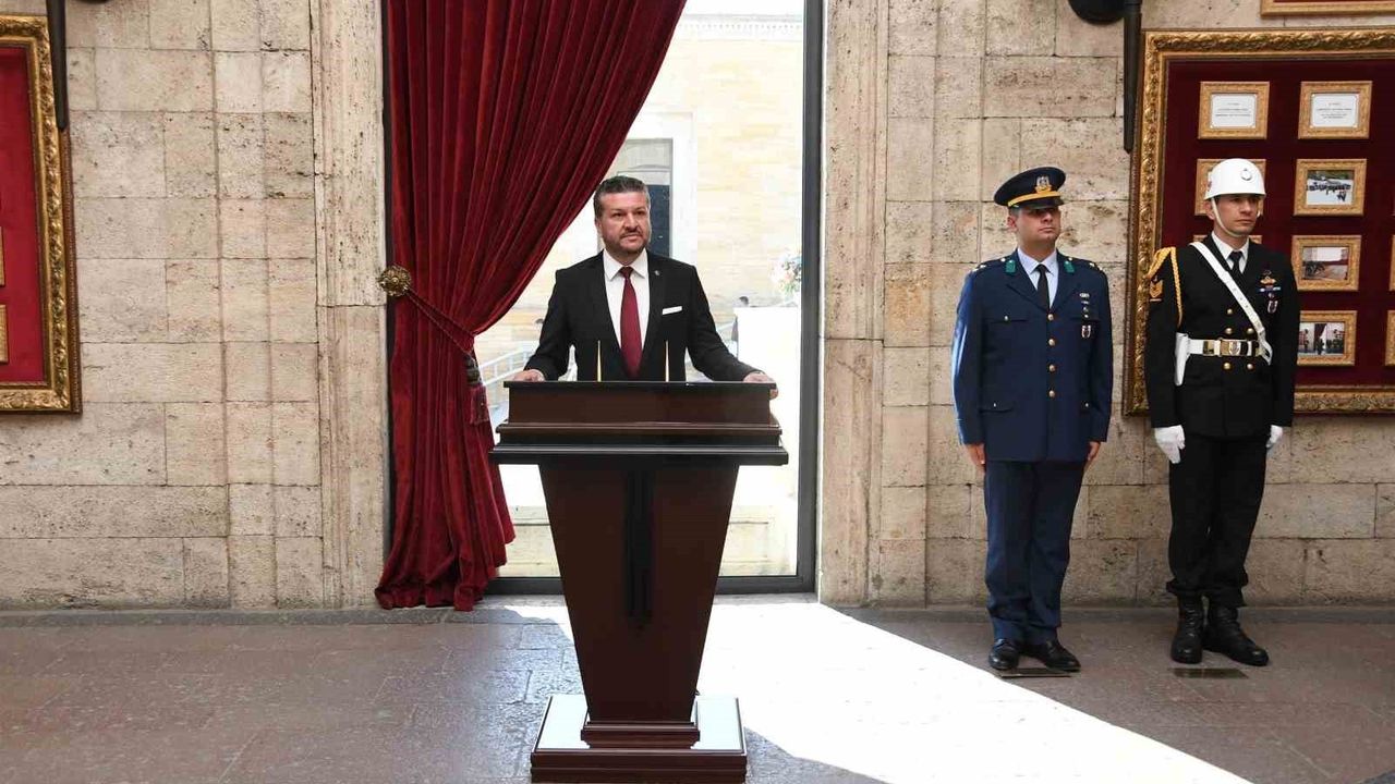 ANTGİAD'dan Anıtkabir Ziyareti: Cumhuriyet’in 102. Yılı ve Atatürk’ü Anma