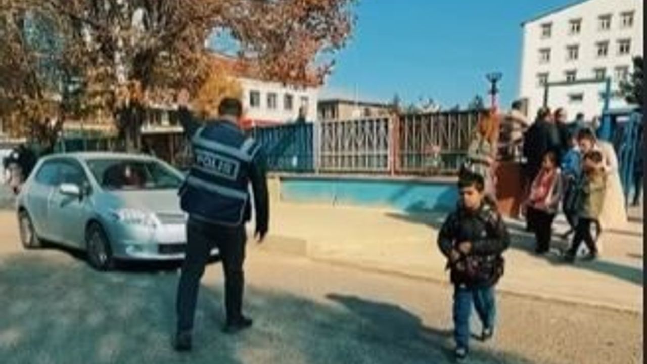 Ardahan'da Okul Çevresi Denetimleri: GBT ve Servis Kontrolleri