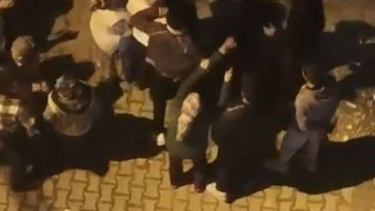 Arnavutköy'de 'gürültü' Kavgası: Sopalarla, Tekme ve Yumruklar