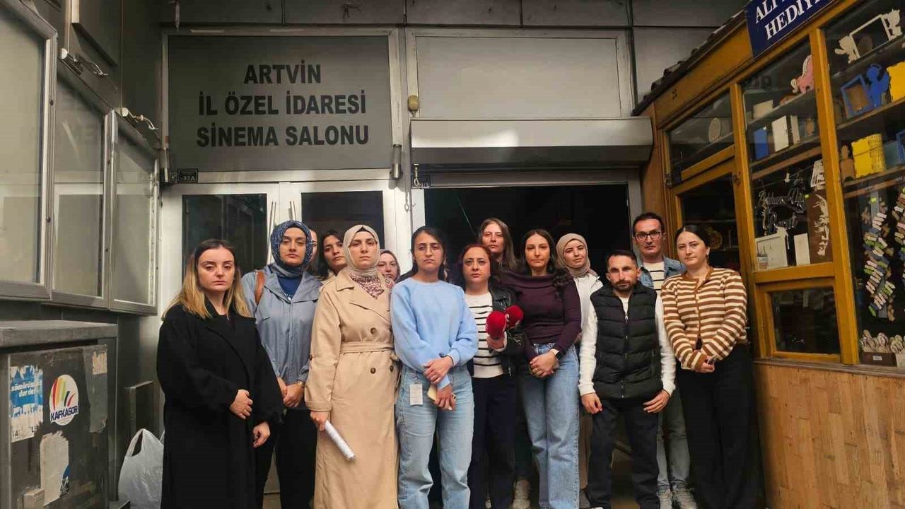 Artvin'de Global Bilgi Çalışanları Görev Yeri Değişikliğine Tepki