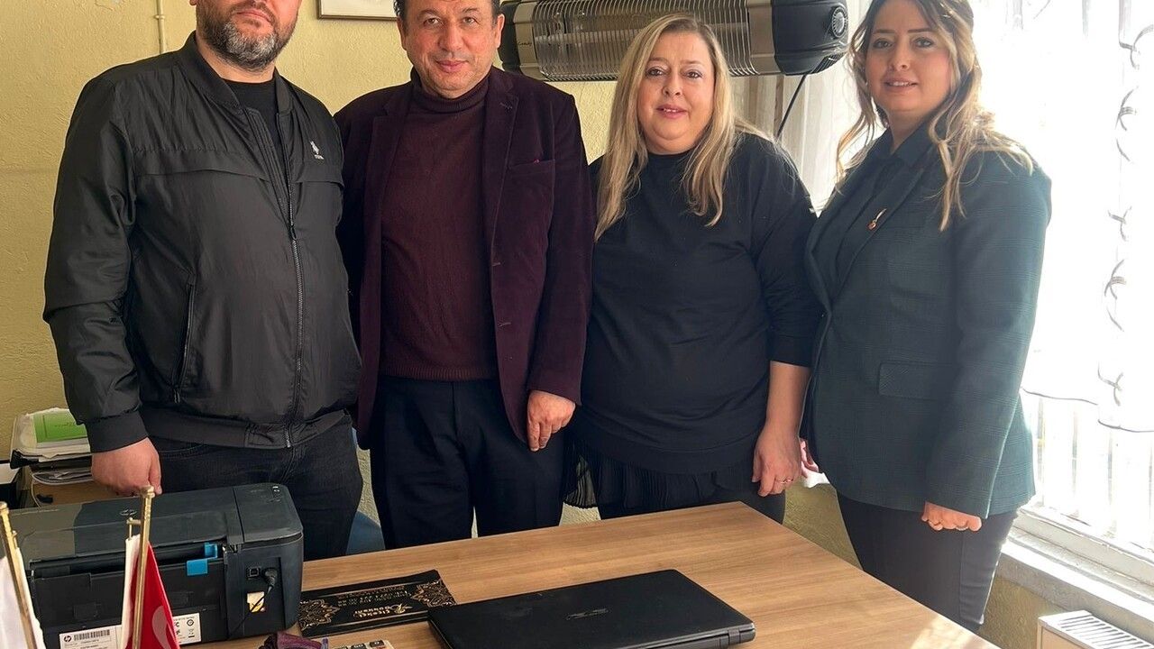 Aslanapa'ya Yeni Noter: Mustafa Mücahit Uzun Göreve Başladı