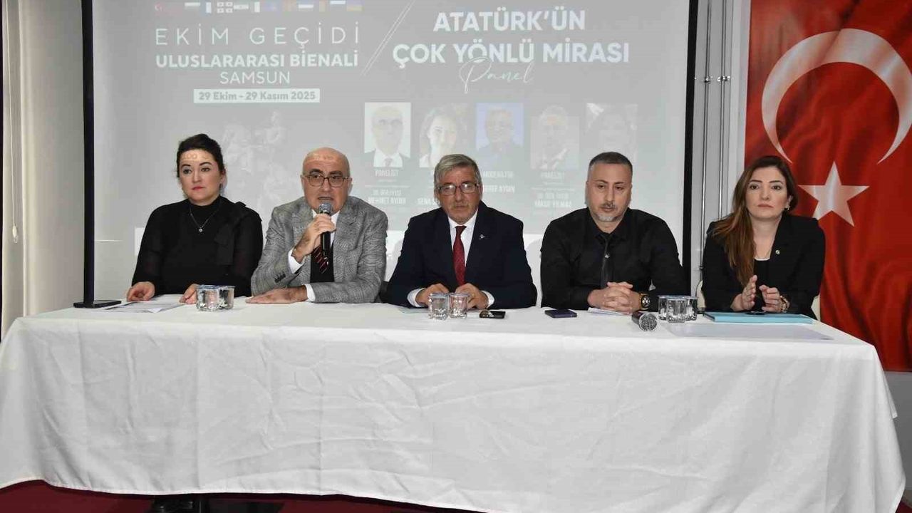 Atakum Belediyesi'nden 10 Kasım Programı: Atatürk Anıldı