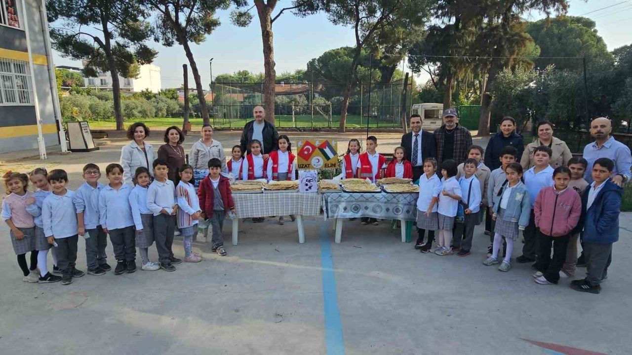 Atça Atatürk İlkokulu'ndan Gazze'ye anlamlı destek