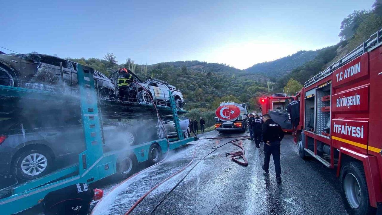 Aydın Bozdoğan’da Araç Yüklü Tırda Yangın: Araçlar Kullanılamaz Hale Geldi