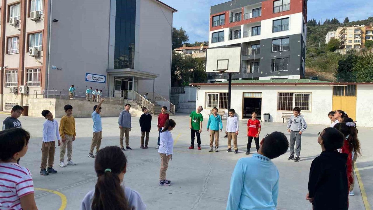 Aydın'da İlkokullarda Spor Eğitimiyle Geleceğin Sporcuları Yetişiyor