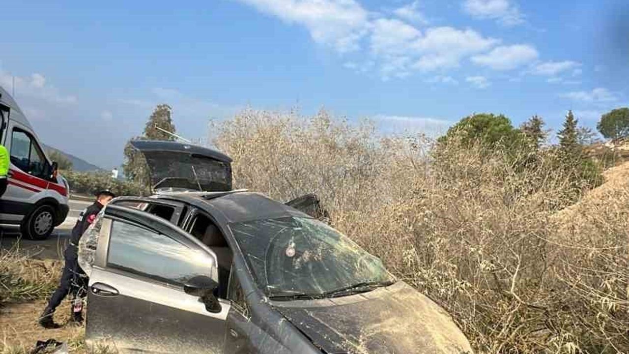 Aydın Efeler'de Otomobil Kontrolden Çıktı: 3 Yaralı