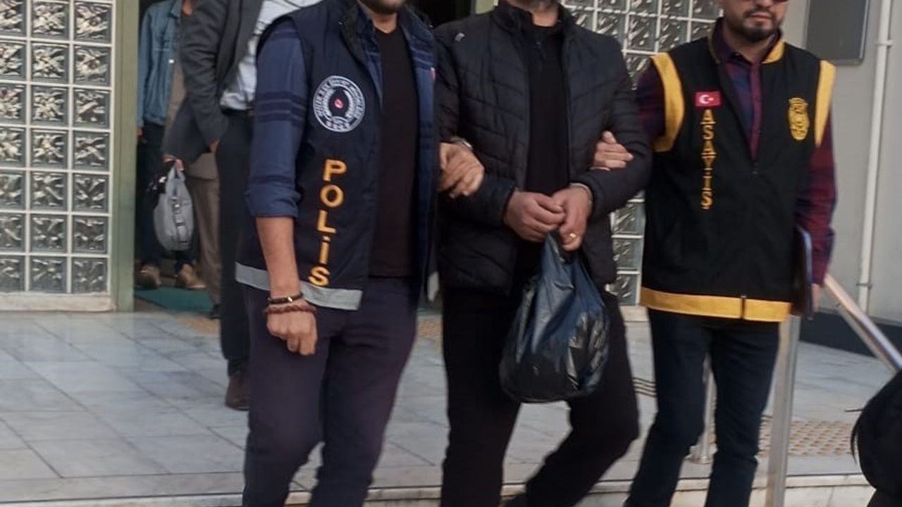 Aydın Efeler'de Salı Pazarı'nda Yakalandı: 12 Yıl 5 Ay Hapisle Tutuklandı